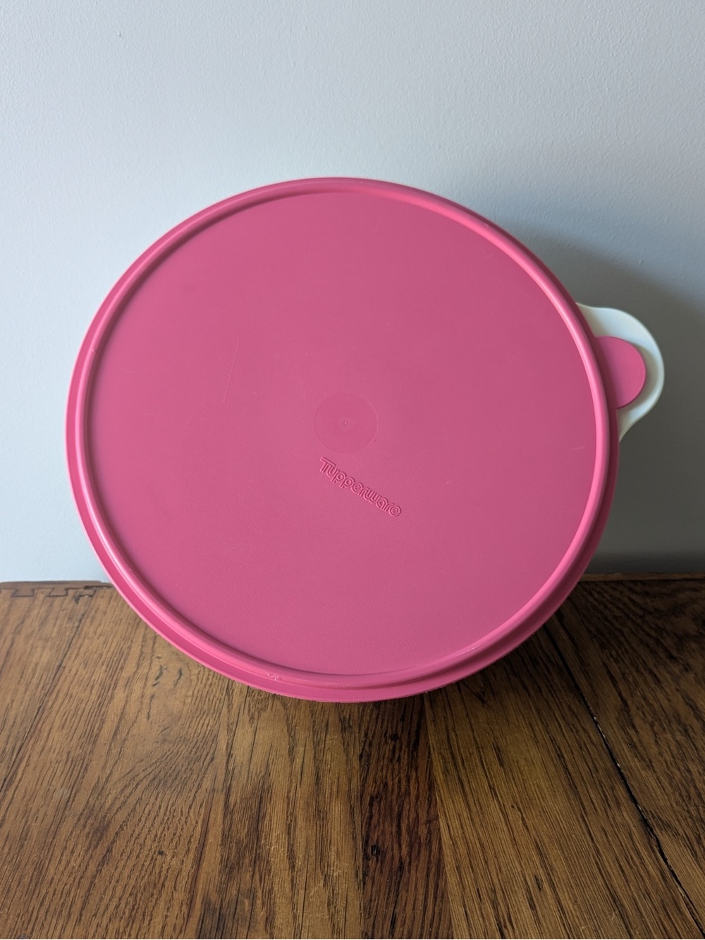 Tupperware 32 Cup Thatsa Bowl White w/ Pink Lid - V 2539 2540 - Picture 7 of 16